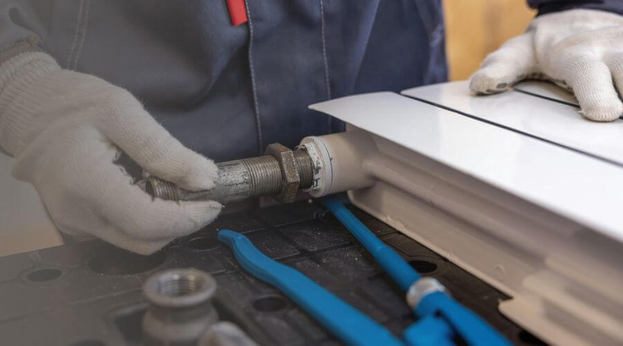 Expert burst pipe repair services in Wood River, NE